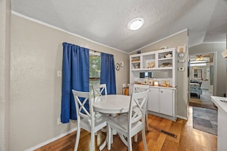 7800 Mockingbird Ln Unit 130, North Richland Hills, TX 76180