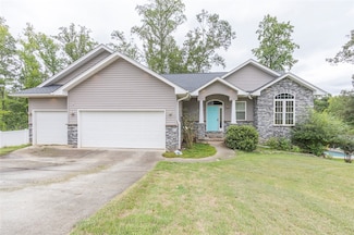112 Brookside Cir, Honea Path, SC 29654