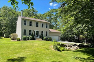 3839 S County Trail, Kenyon, RI 02836