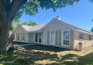 362 Orangewood Dr, Lafayette, LA 70503