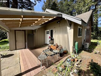 1975 SE Alsea Hwy, Waldport, OR 97394
