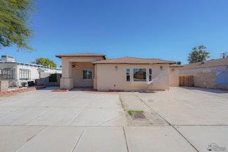 2519 S 8th Dr, Yuma, AZ 85364