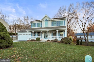 32 Magnolia Ln, Hanover, PA 17331