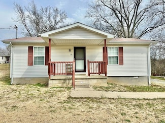 70 Madison St, Cadiz, KY 42211