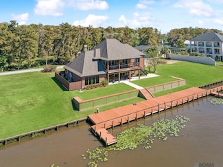 18228 Bayou Pierre Dr, Maurepas, LA 70449