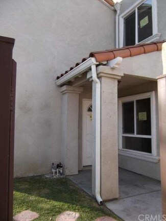 1539 E Gage Ave, Los Angeles, CA 90001