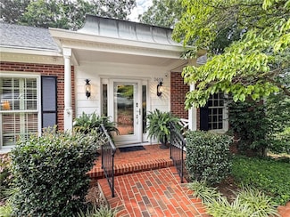 3659 Cherry Hill Dr, Greensboro, NC 27410