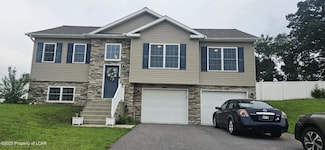 12 Lamont Dr, Drums, PA 18222