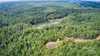 3B Ventosa Dr, Denver, NC 28037