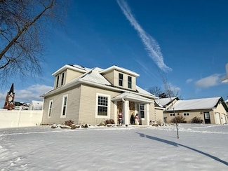 923 19th Ave, Bloomer, WI 54724