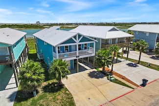 396 Paradise Pointe Dr, Port Aransas, TX 78373