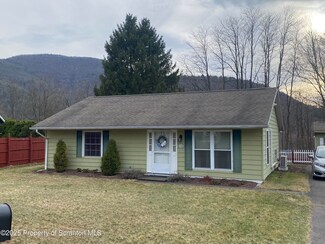 53 Chestnut St, Tunkhannock, PA 18657