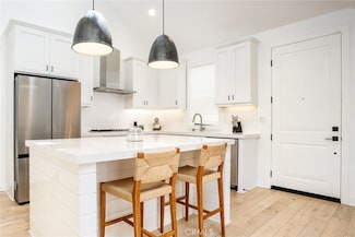 2077 Tablelands Way, Costa Mesa, CA 92627