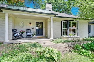 2802 W 66th Terrace, Mission Hills, KS 66208