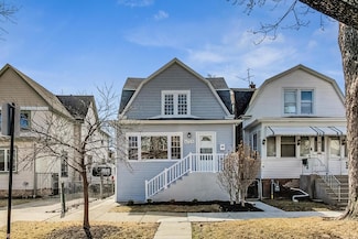 4725 W Berenice Ave, Chicago, IL 60641