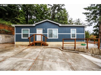 621 S 57th Place, Springfield, OR 97478