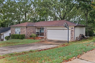 704 Autumnbrook Cir, Sherwood, AR 72120