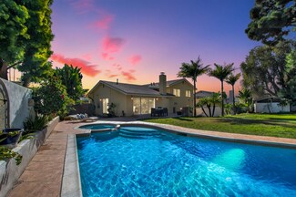 5270 Vickie Dr, San Diego, CA 92109