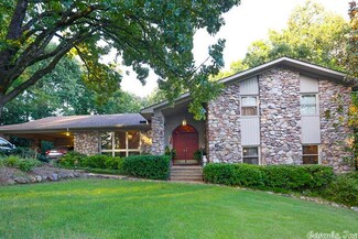 1517 Mountain Dr, Little Rock, AR 72227