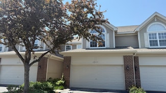 1211 Townes Cir, Aurora, IL 60502