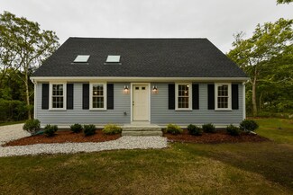 30 Myrtle Dr, Chatham, MA 02659