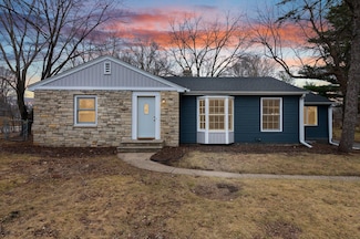 3401 Meadow Ln, Minnetonka, MN 55345