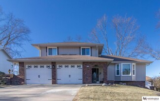 1918 S 149th Cir, Omaha, NE 68144