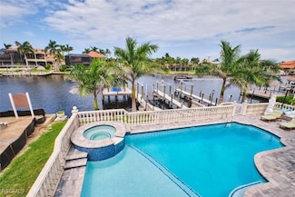 5318 Bayside Ct, Cape Coral, FL 33904