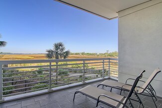 318 Cooper River Dr, Mount Pleasant, SC 29464