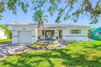 6219 Hampton Dr N, Saint Petersburg, FL 33710