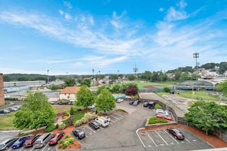 200 Locust St Unit 606, Lynn, MA 01904