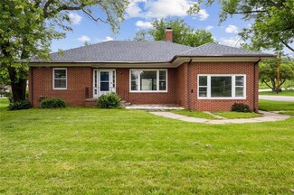3120 Bever Ave SE, Cedar Rapids, IA 52403