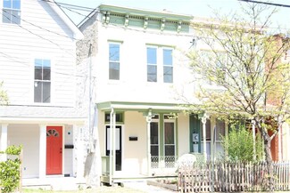 1202 1/2 W Clay St, Richmond, VA 23220