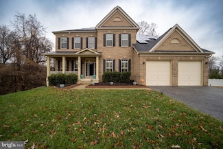 2823 Trotter Park Ln, Lanham, MD 20706