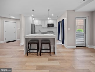 12 Juliet Ln Unit 103, Nottingham, MD 21236