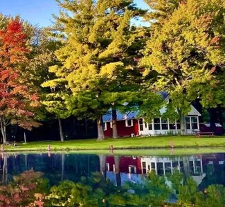 1556 E James St, White Cloud, MI 49349