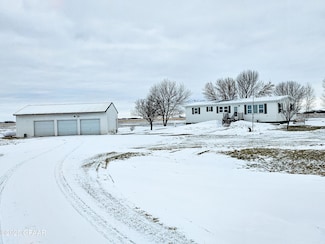 37275 110th St NW, Warren, MN 56762