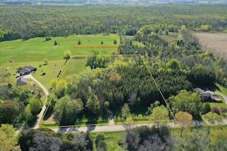 N8648 Black Ash Rd, Algoma, WI 54201