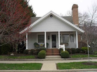 111 N Willow St, Flora, IN 46929
