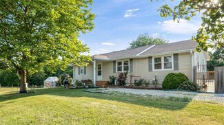 37 NW 291st Rd, Centerview, MO 64019