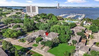 18107 Bal Harbour Dr, Houston, TX 77058