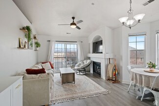 6828 S Clayton Ridge Way Unit 9, West Jordan, UT 84084