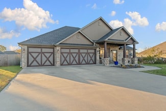 655 Ray St, Pea Ridge, AR 72751