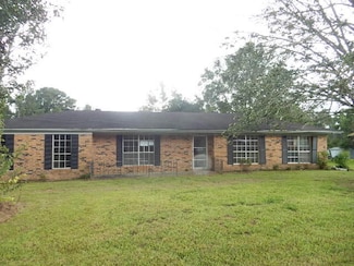 908 Linda Dr, Hattiesburg, MS 39401