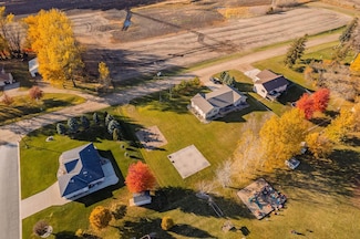 505 W 8th Ave, Osakis, MN 56360