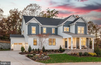 18445 Sugar Snap Cir, Leesburg, VA 20176