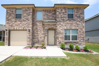 620 Saxon St, Seguin, TX 78155
