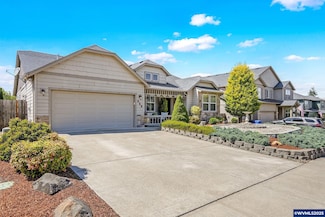 559 Eagle Feather St NW, Salem, OR 97304