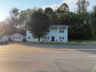 4393 Lee Hwy, Troutville, VA 24175