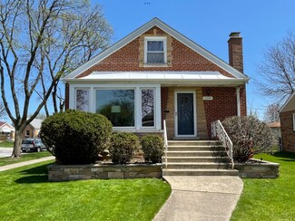 2233 S 14th Ave, North Riverside, IL 60546